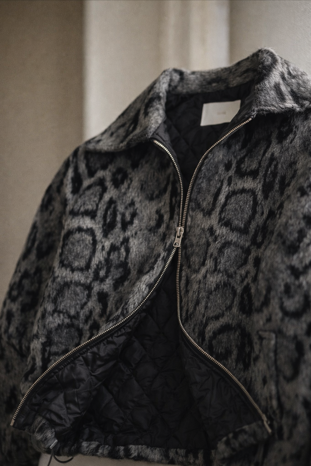 DIE NOCTIS LEOPARD-WOLLJACKE