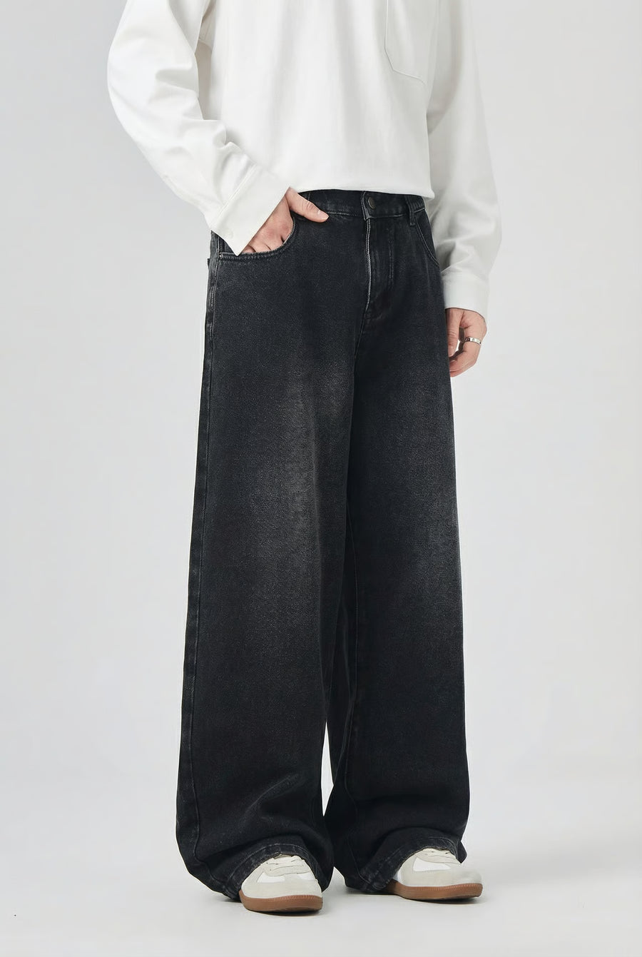 THE VERONA WIDE DENIM JEAN