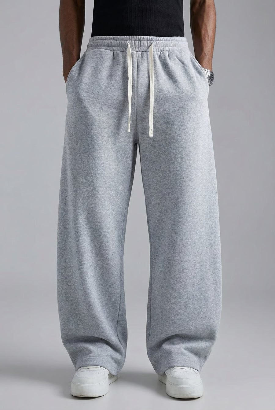 THE SOLVARO SWEATPANT