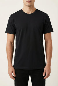 THE ESSENTIAL TEE
