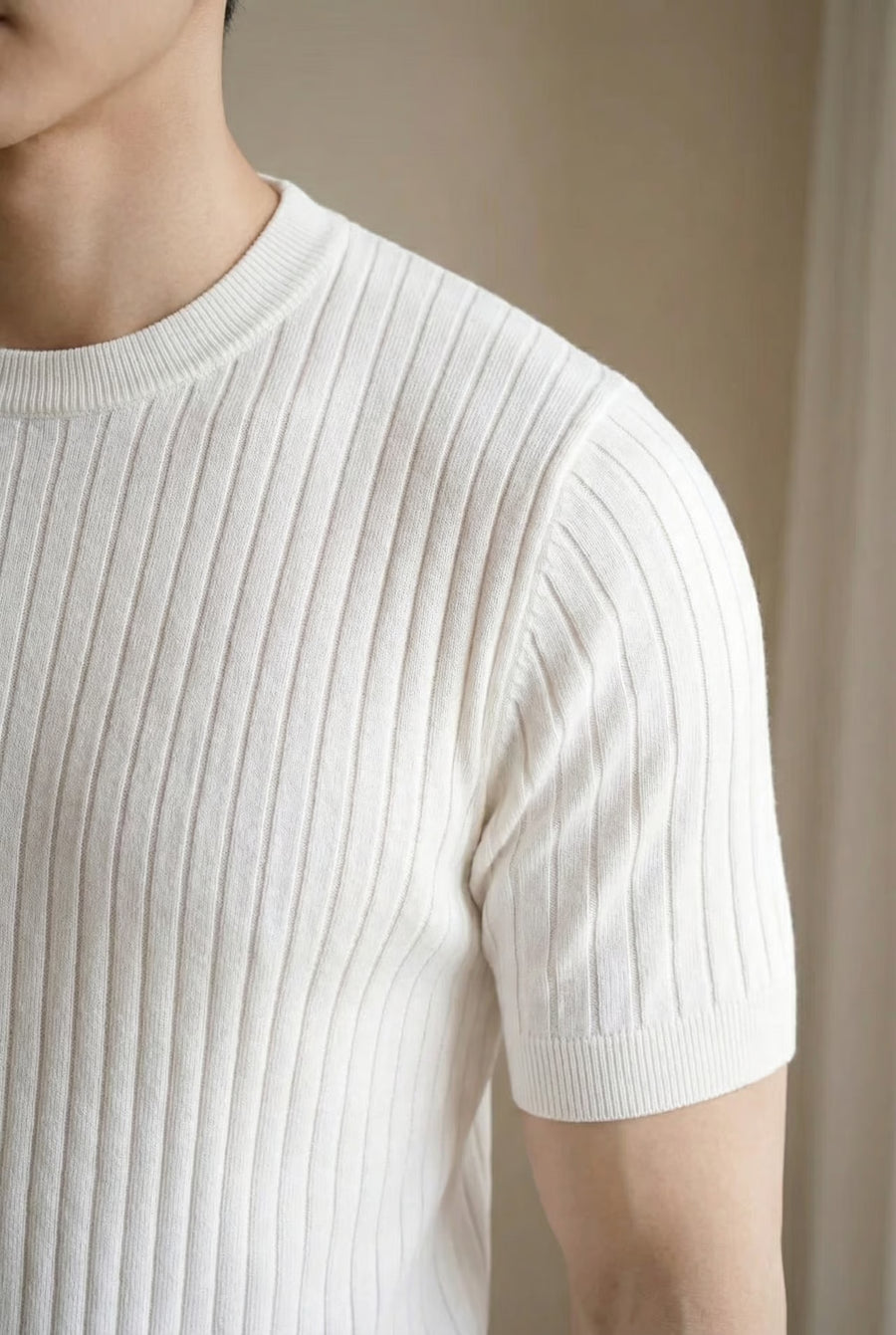 THE RIBBED SILHOUETTE TEE