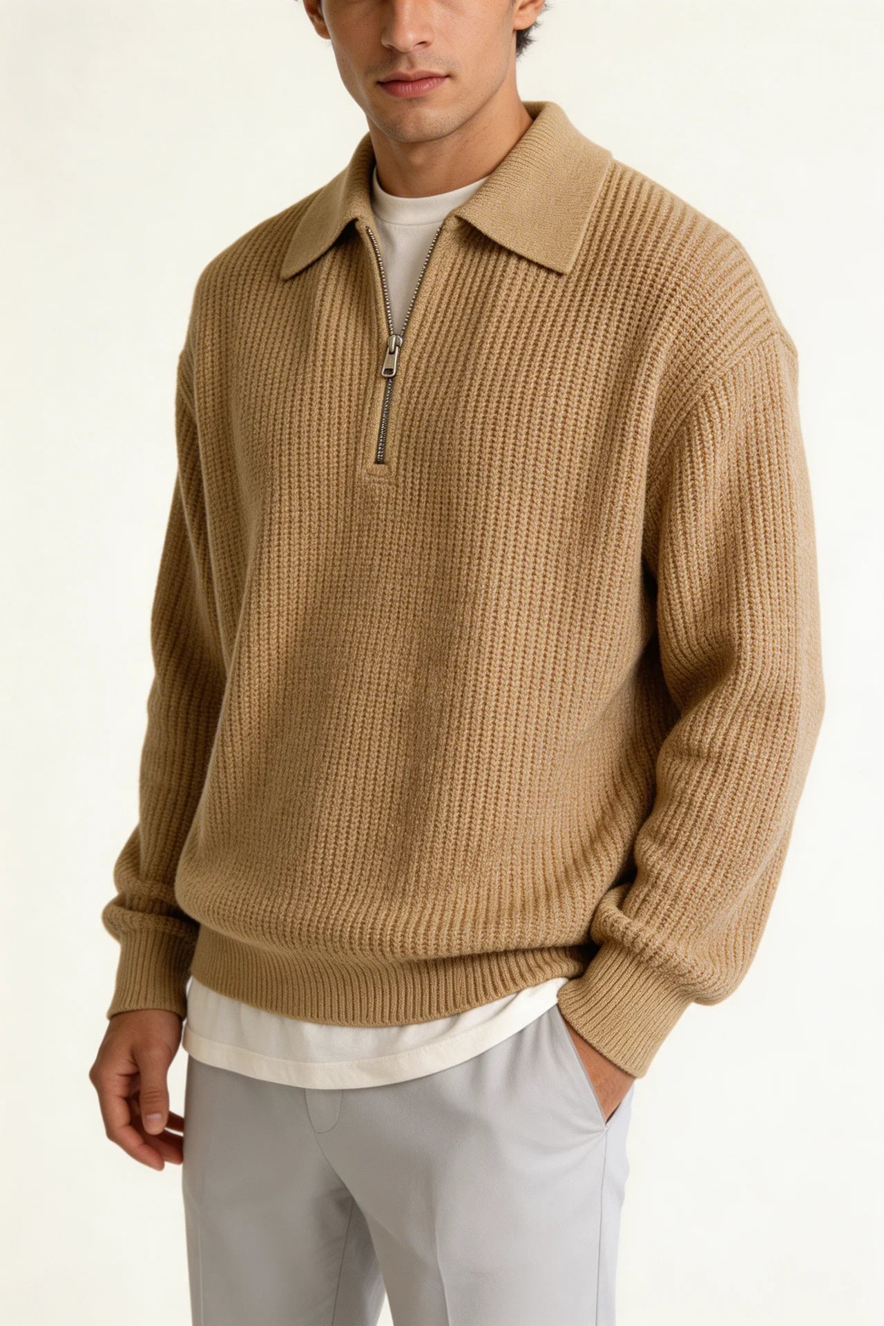 DER GERIPPTE REISSVERSCHLUSS-STRICKPULLOVER RAVENNA