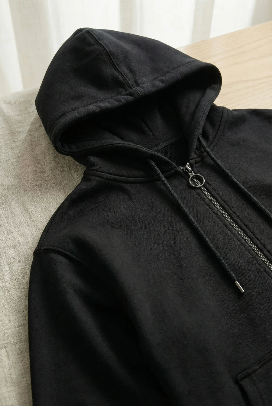 THE CORTINA FLEECE HOODED ZIP